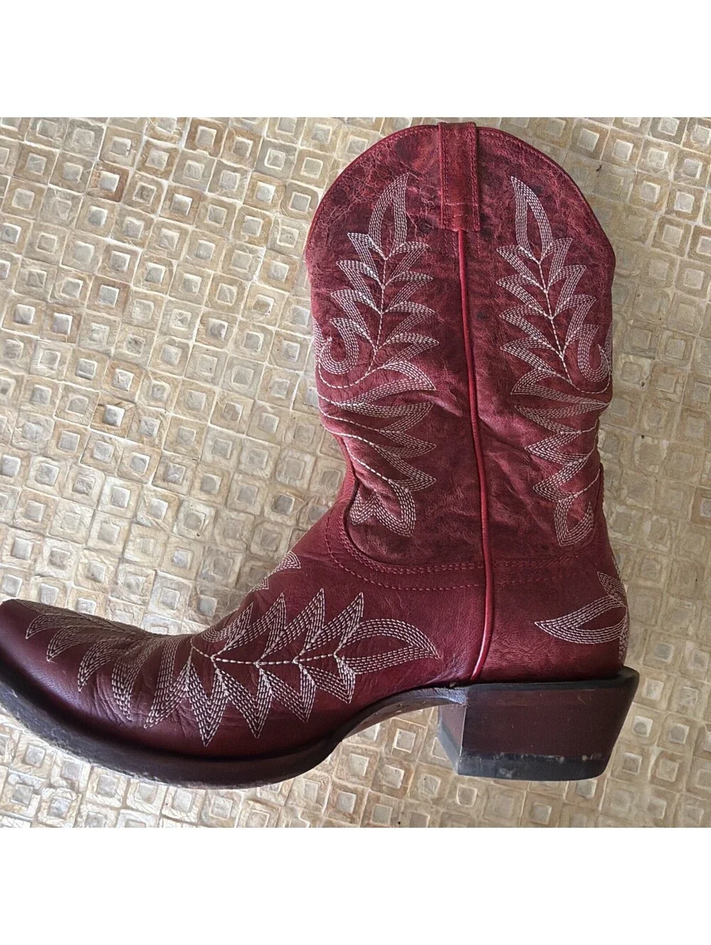 Ariat this pair