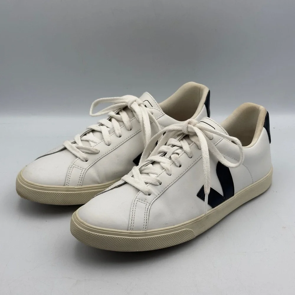 Veja Esplar White Navy Leather Low Top Sneakers 2023 Size US 9 Womens Casual