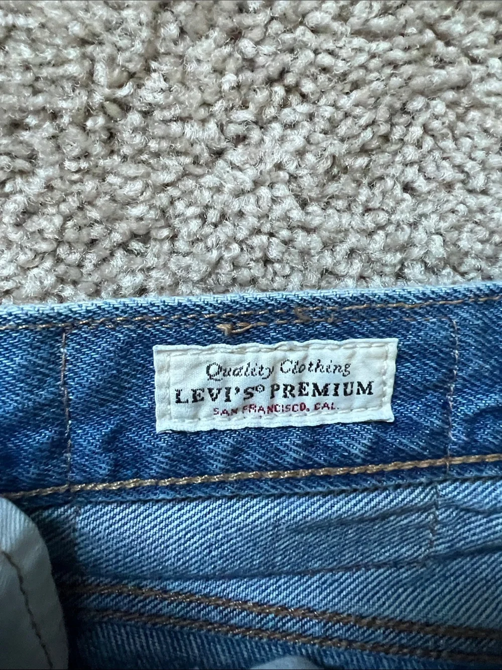 Levis timeless blue