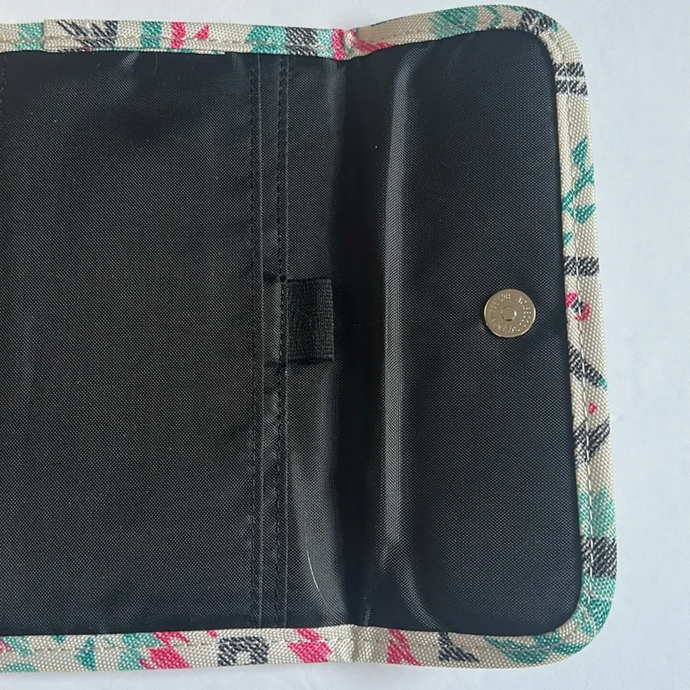 NWOT KAVU Big Spender Southwestern Print Wallet