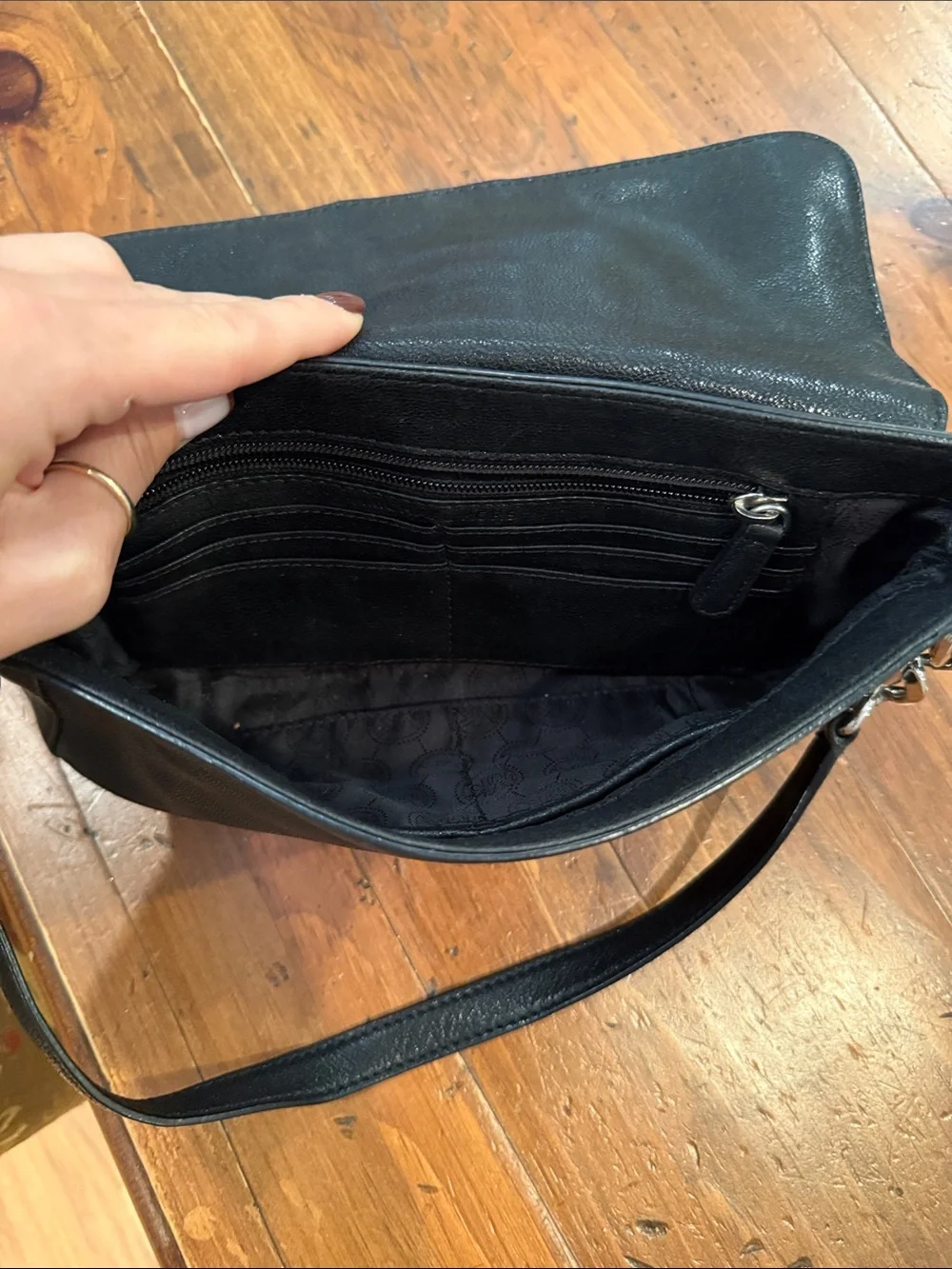 Michael Kors shoulder keeps