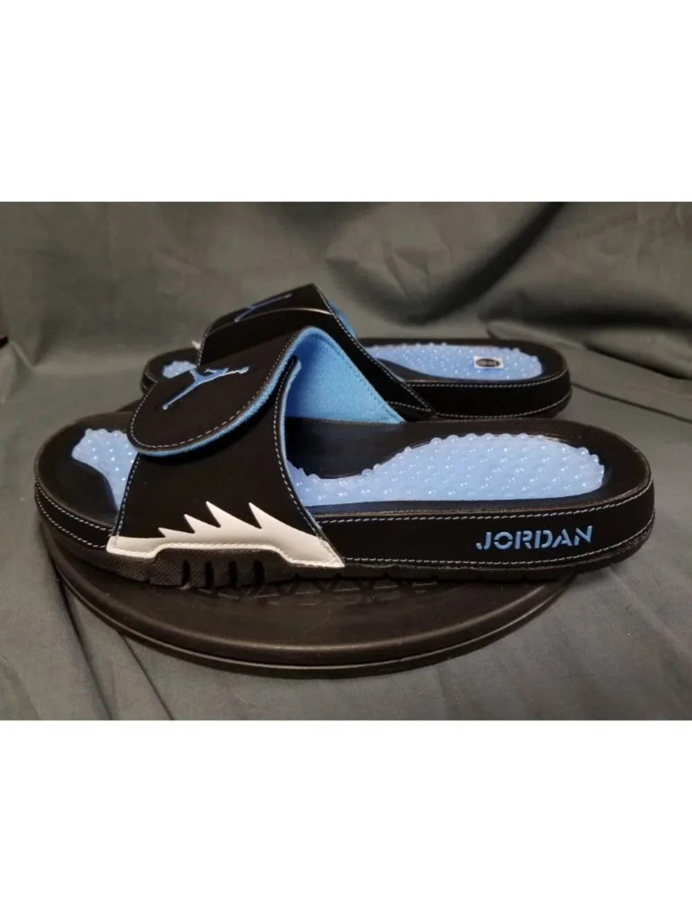Jordan slide into