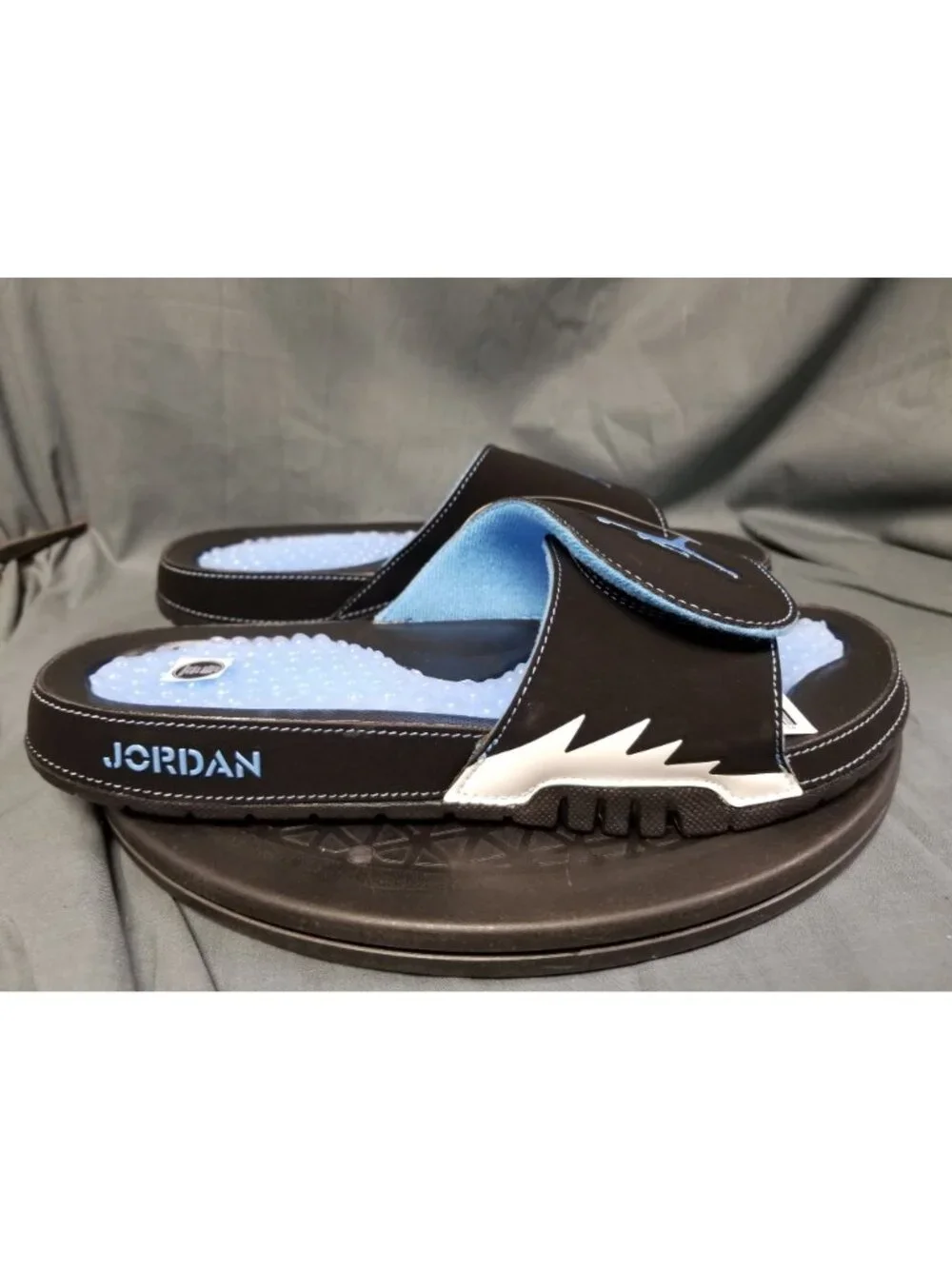 Jordan slide into