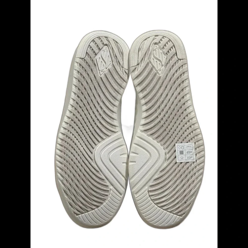 Skechers clean soles