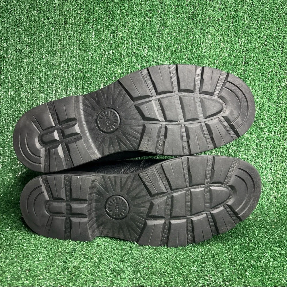 UGG mens biltmore