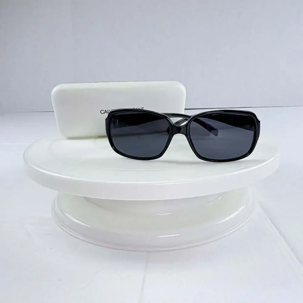 Calvin Klein number temples