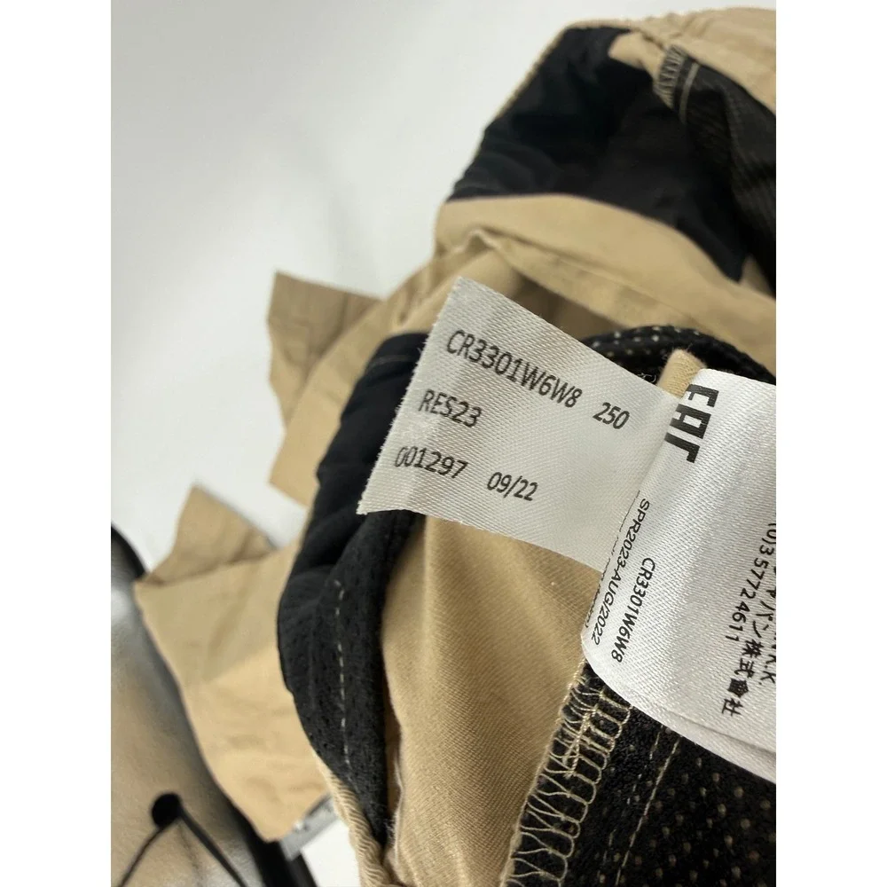 Michael Kors feature pockets