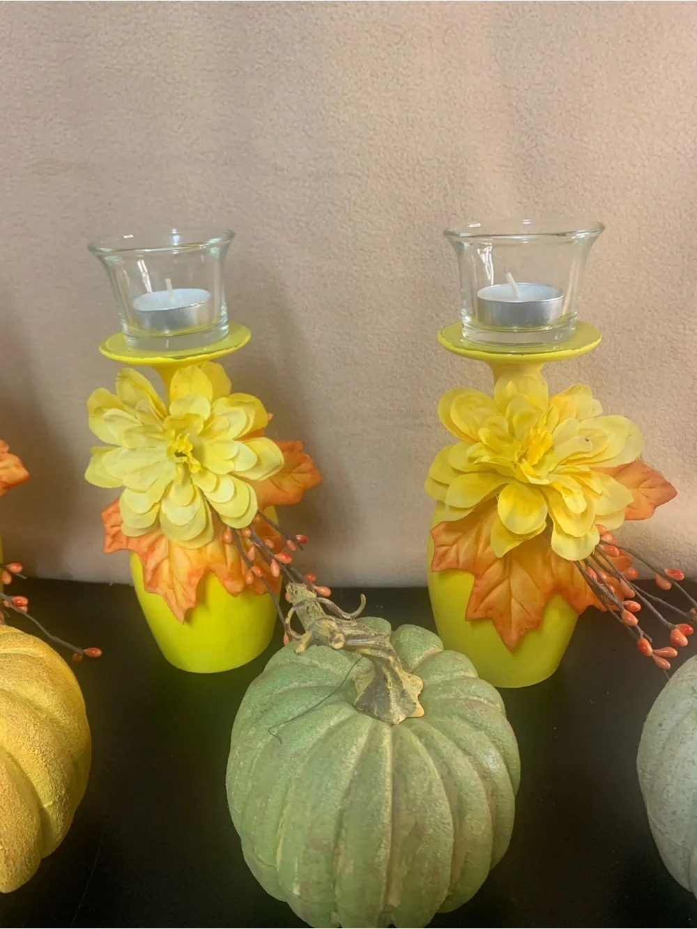 N/A bright yellow