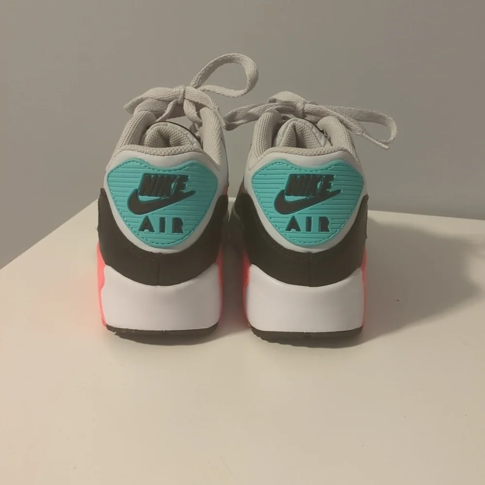 Nike classic air