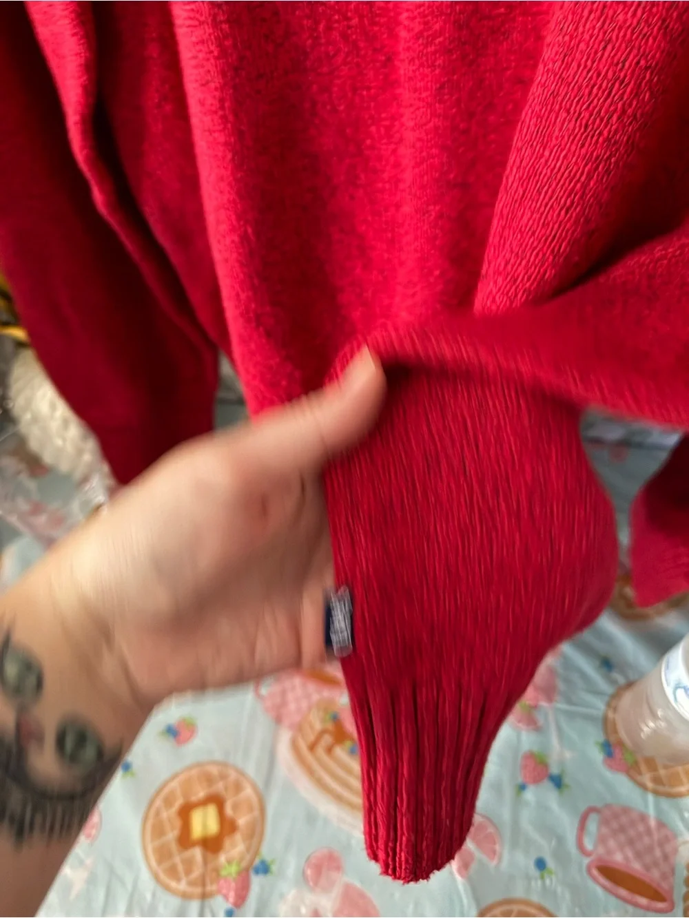 Chaps bold red
