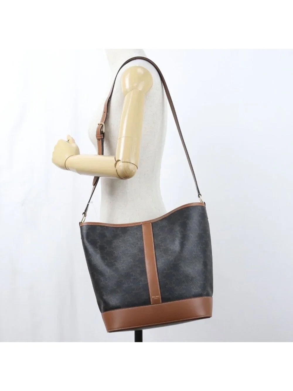 Celine medium bucket