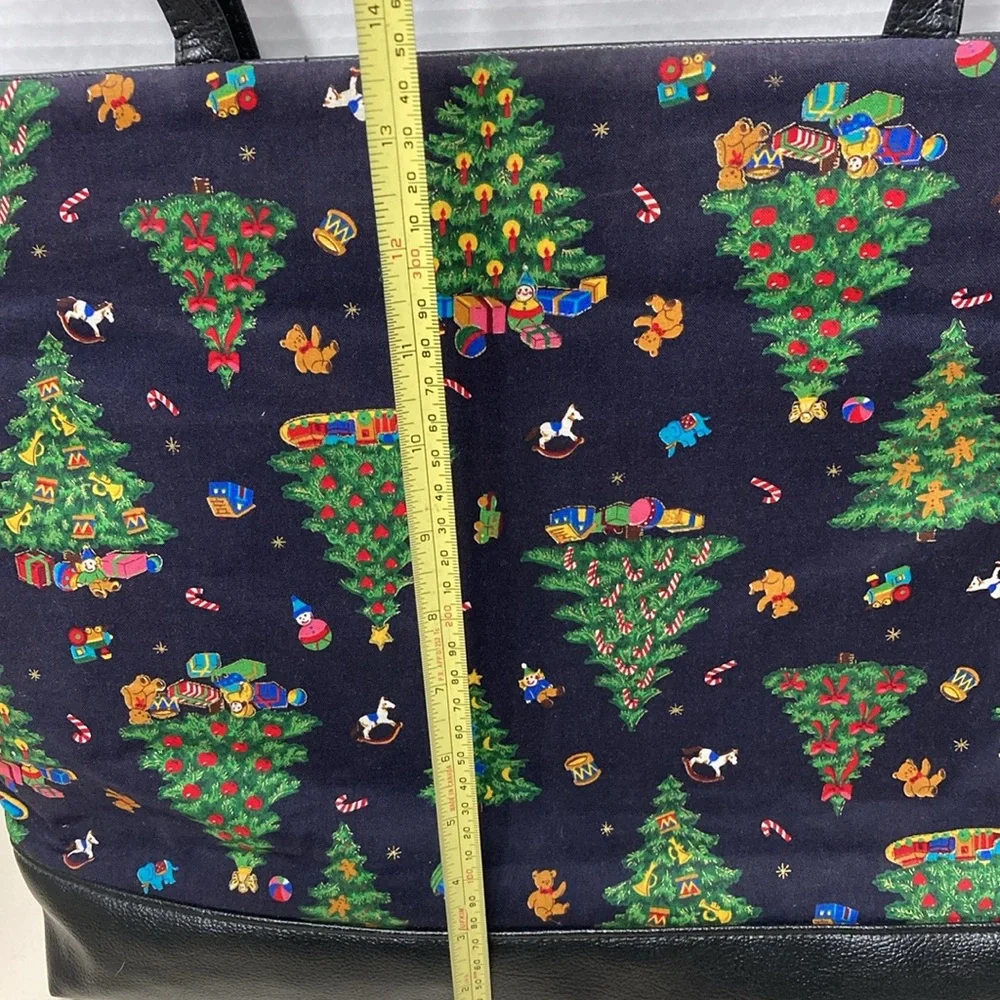 N/A christmas themed
