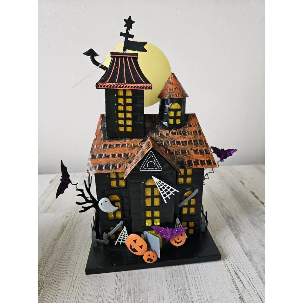 TMetal light up haunted‎ house Halloween moon ghost decor