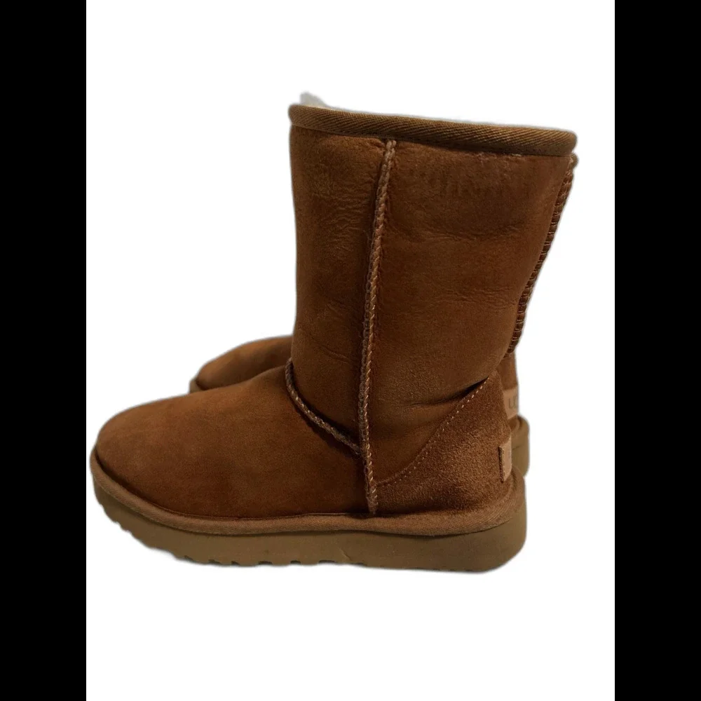 UGG boots classic