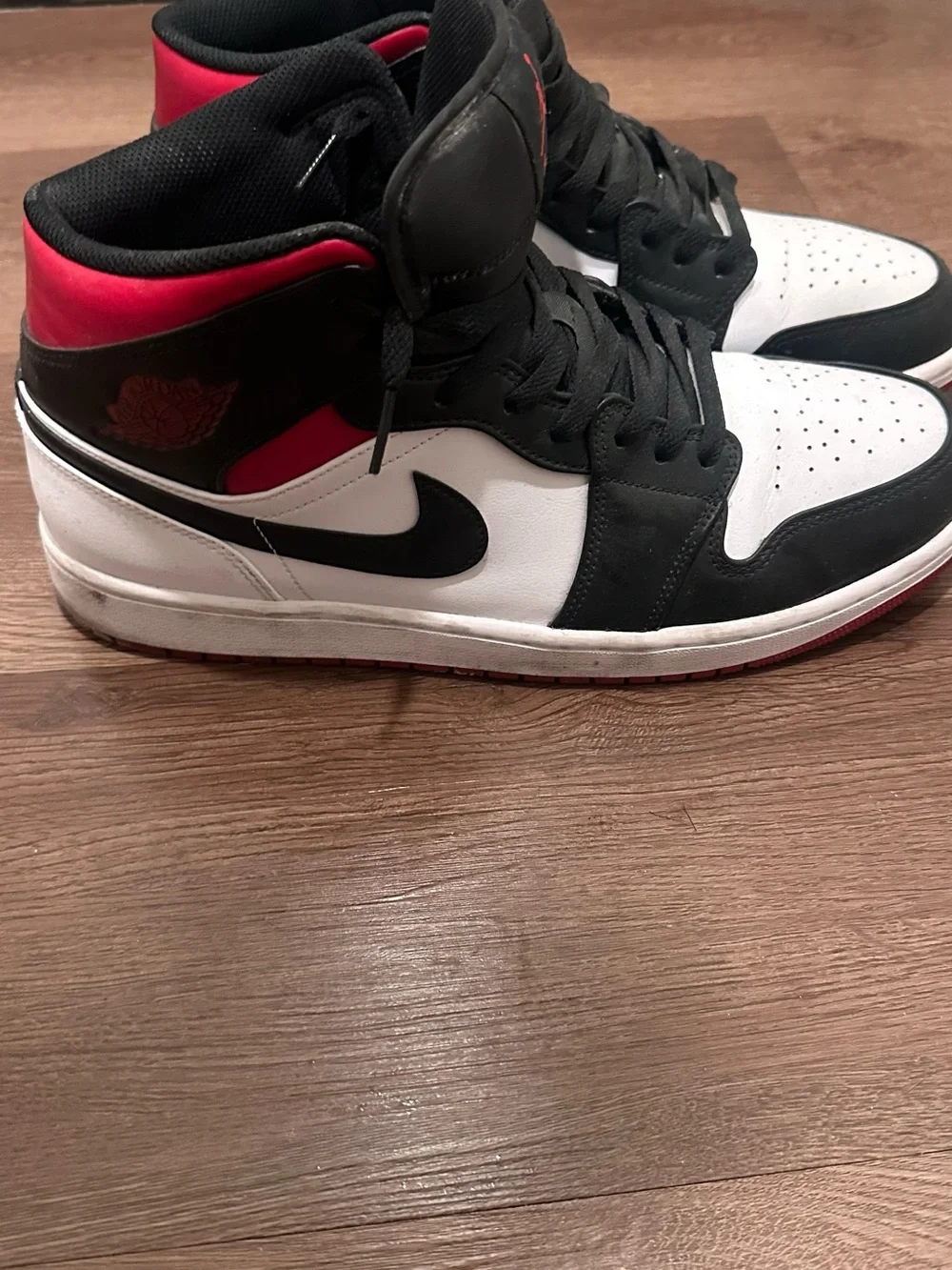 Jordan mid top