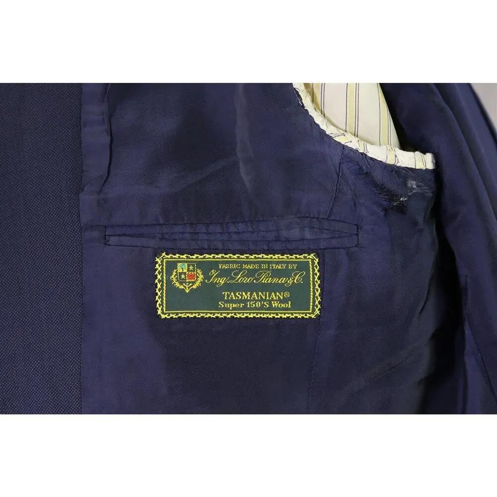 Loro Piana brand loro