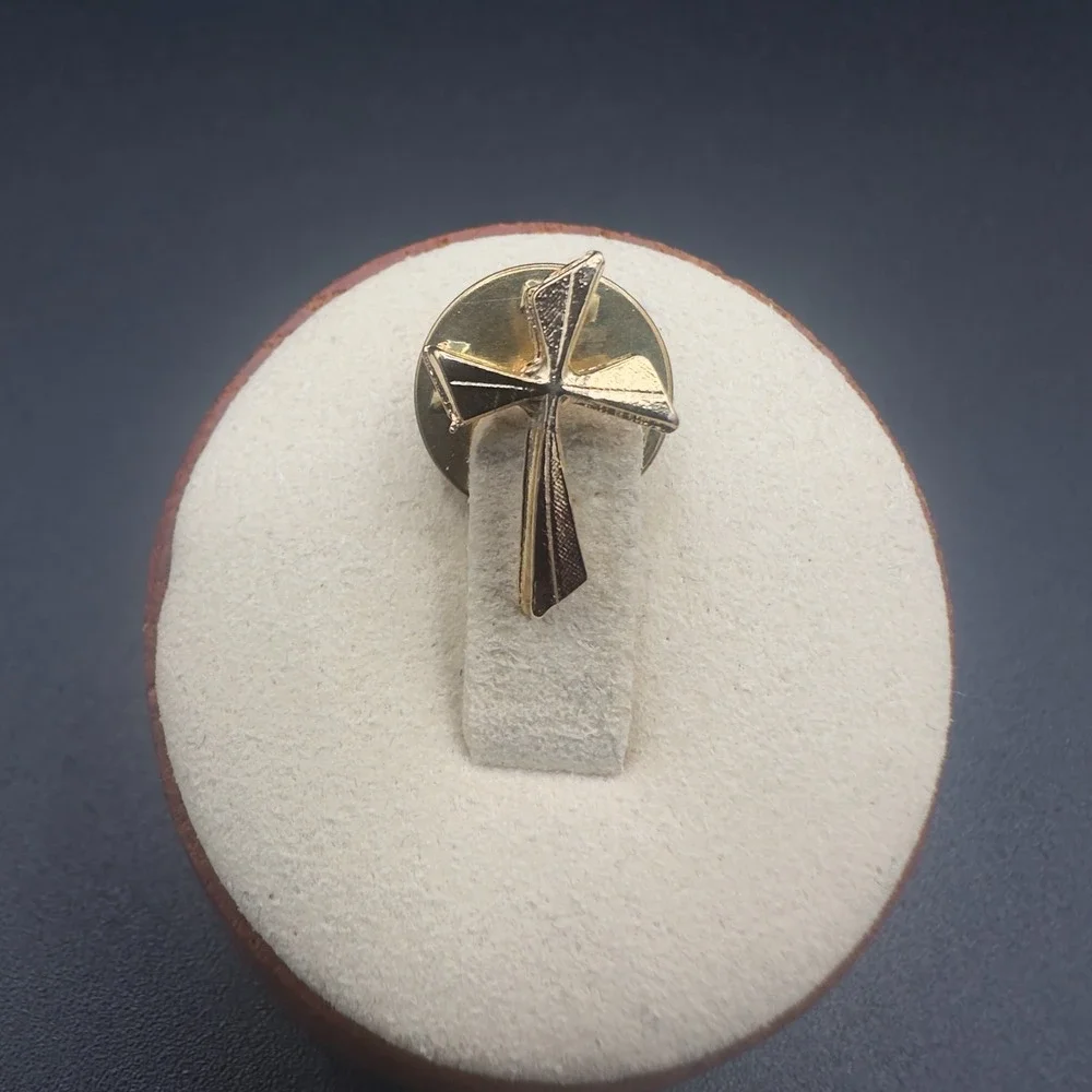 The Unbranded Brand goldtone modern