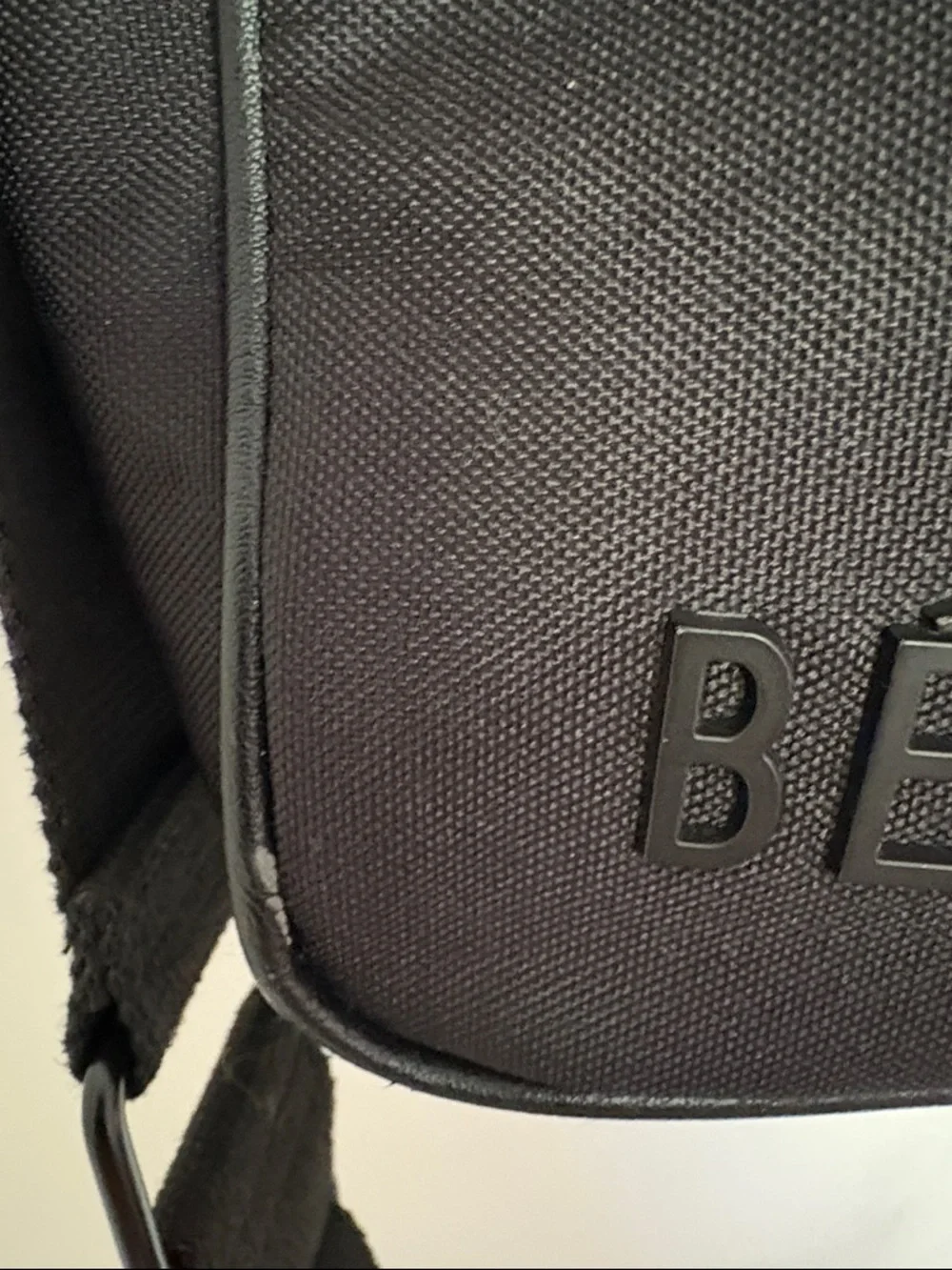 BEIS North to South Bag with Front Zip Pocket