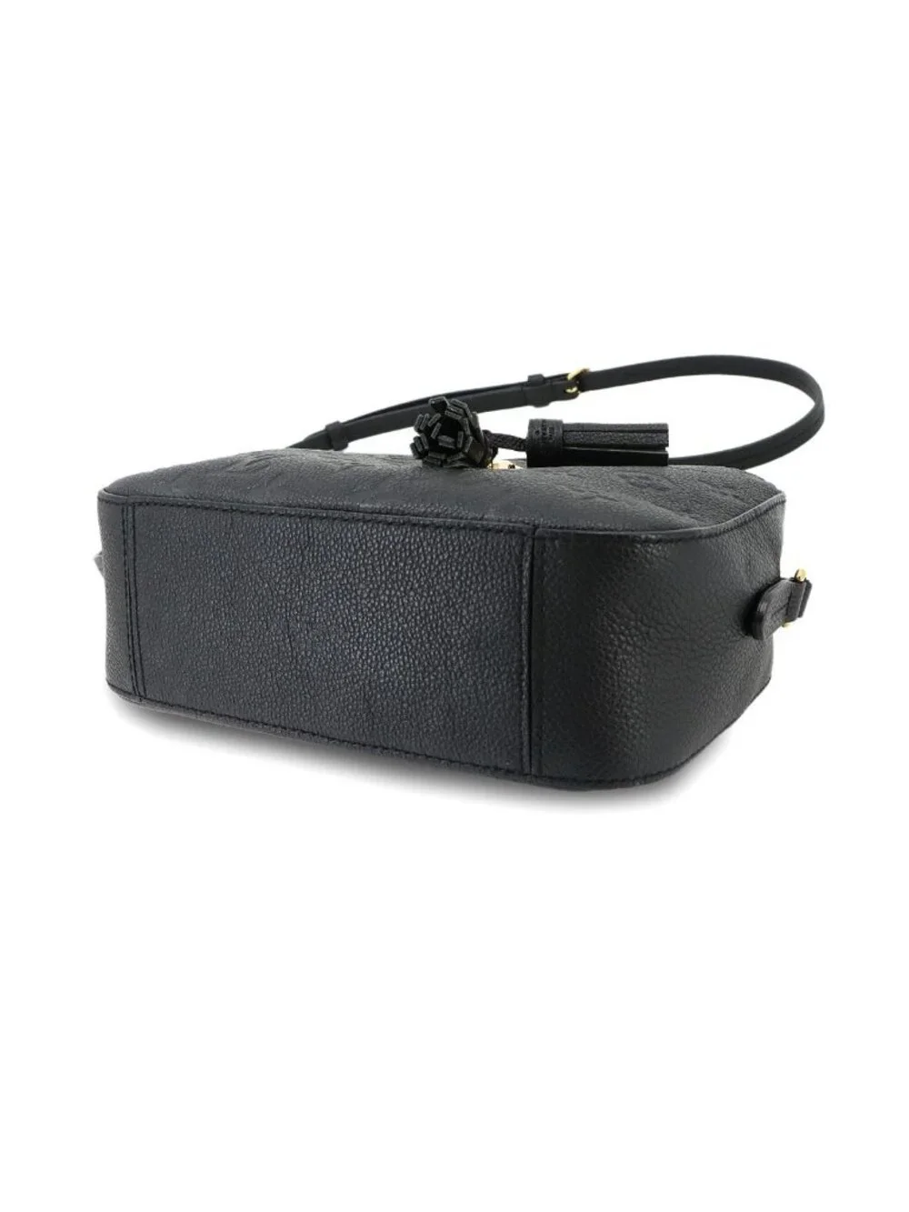 Louis Vuitton introducing saintonge