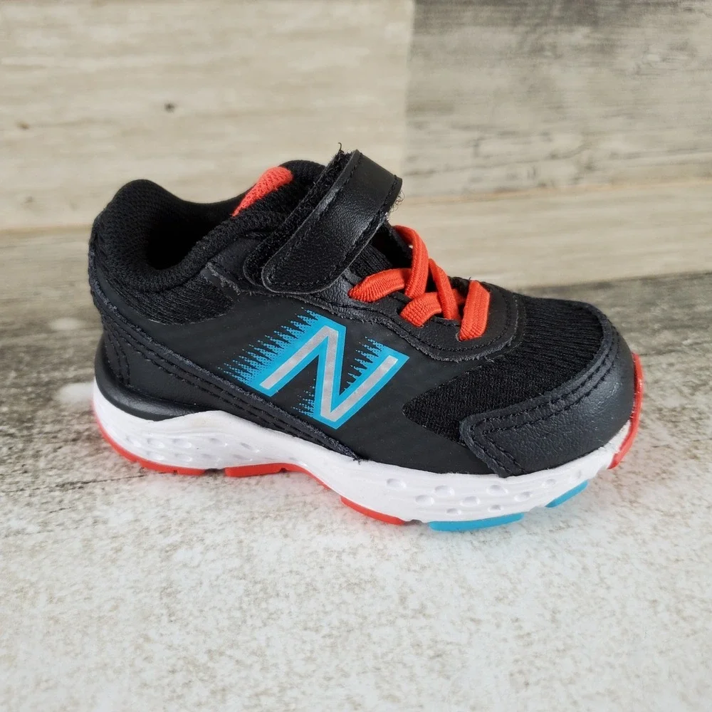 New Balance 680 v6 Kids‎ Shoes Sz 2 M Running Athletic Black White Sneakers