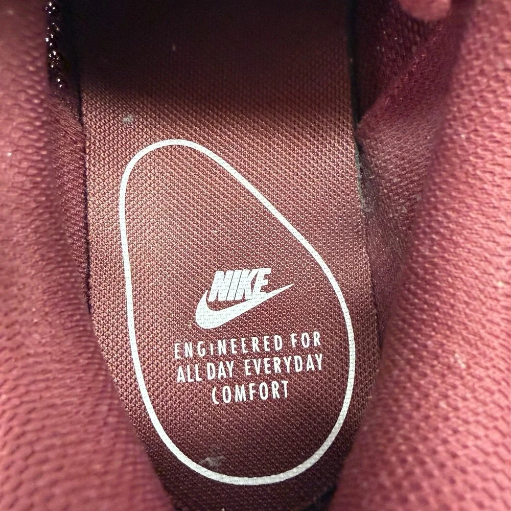 Nike tanjun team