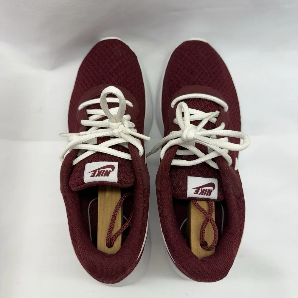 Nike tanjun team