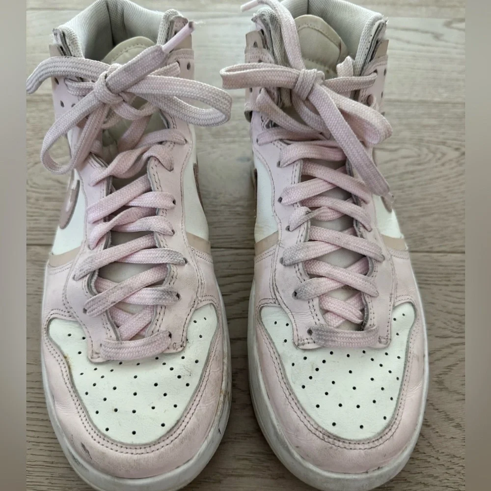Nike preworn still