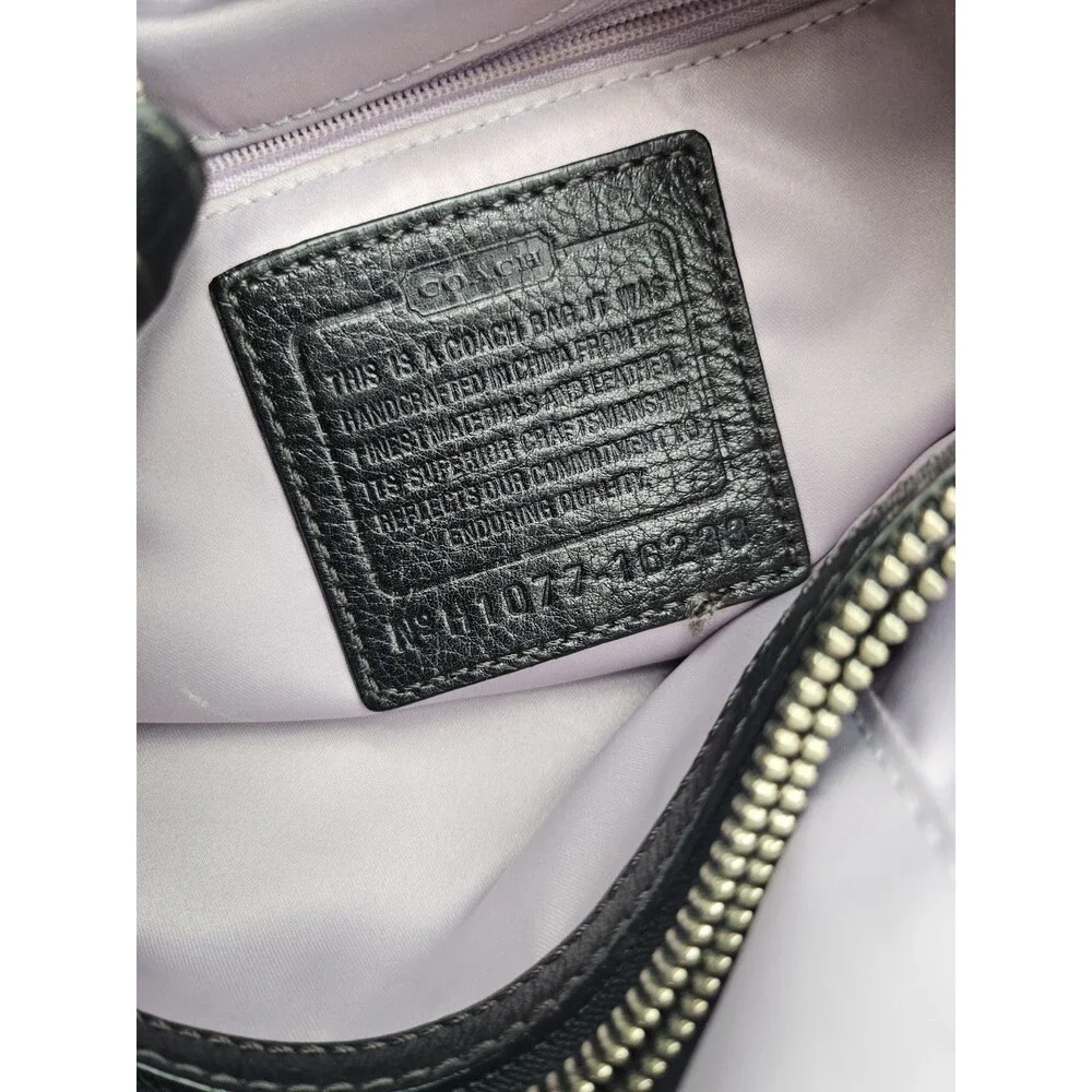 Coach signature black
