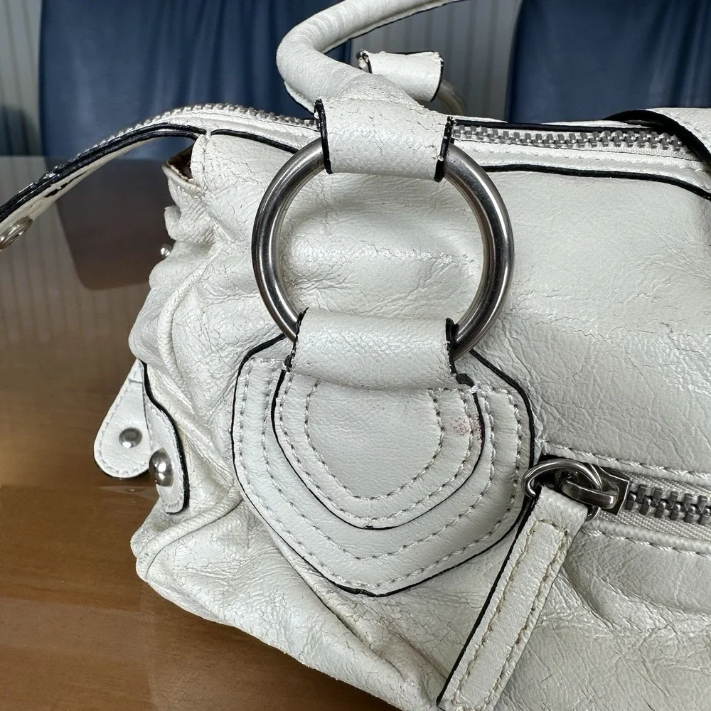 Guess chic satchel