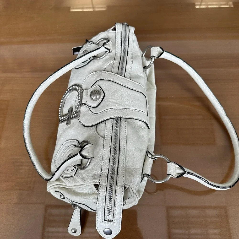 Guess chic satchel