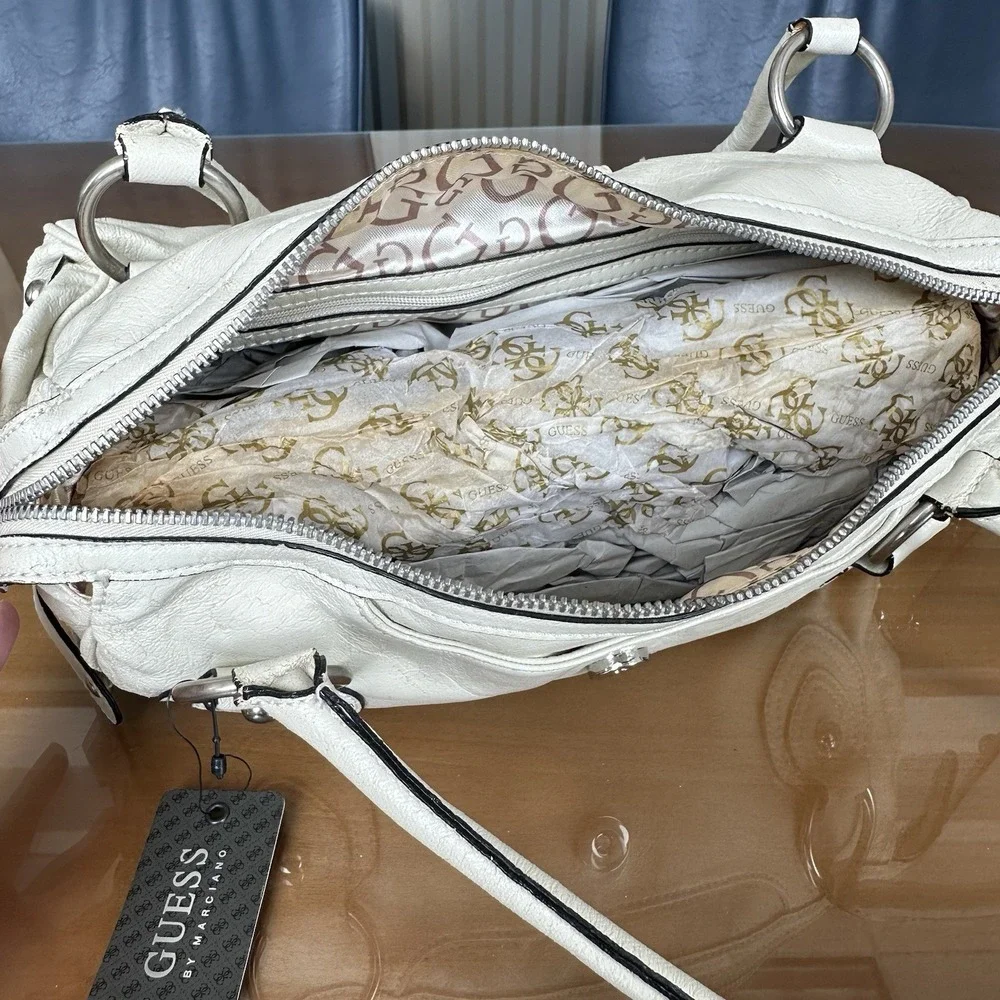 Guess chic satchel