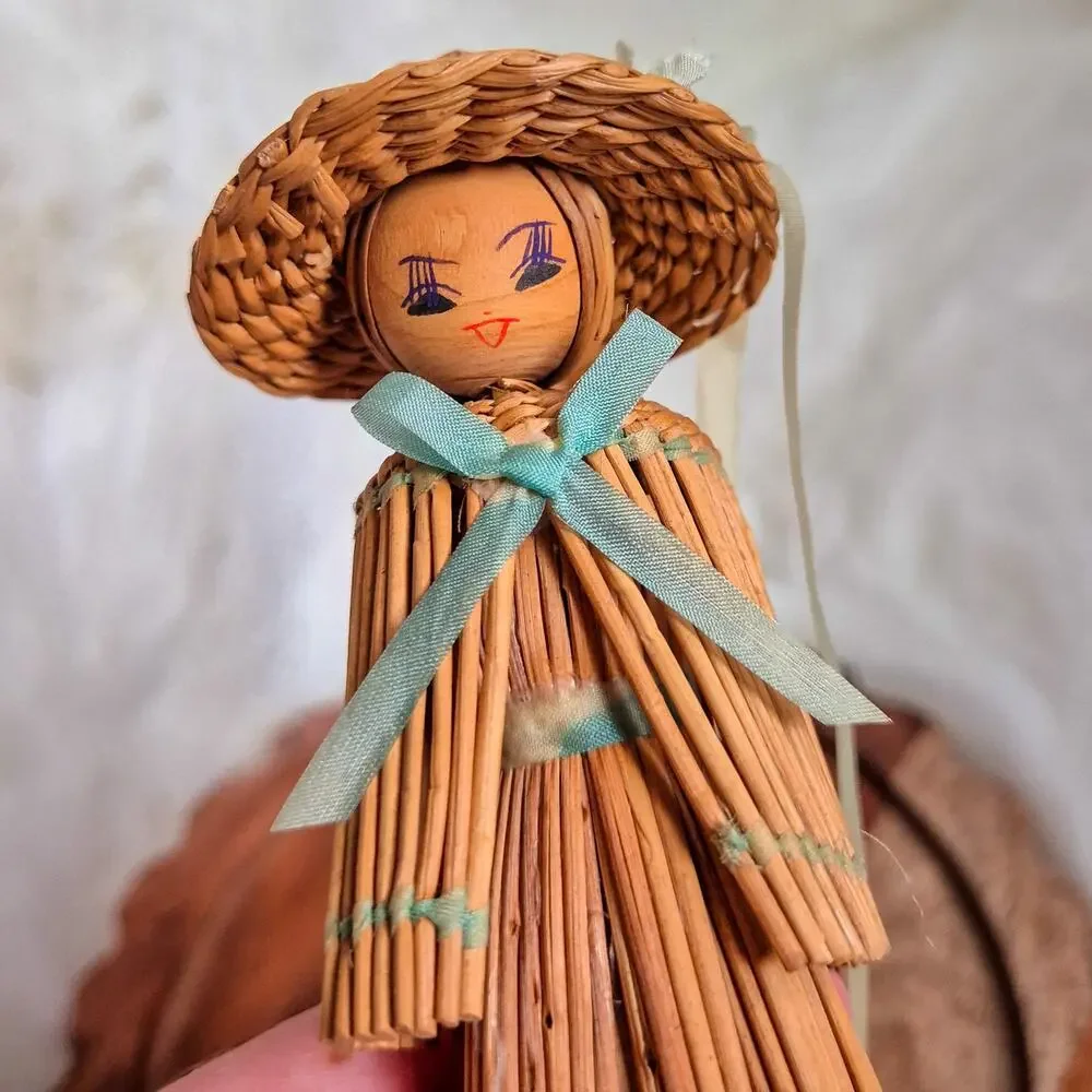 None and/or Unknown charming straw