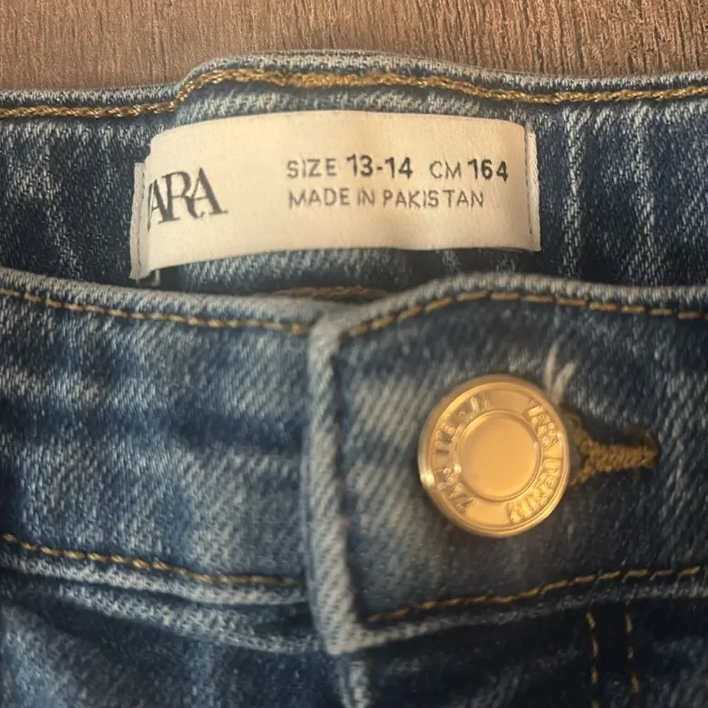 Ara these zara