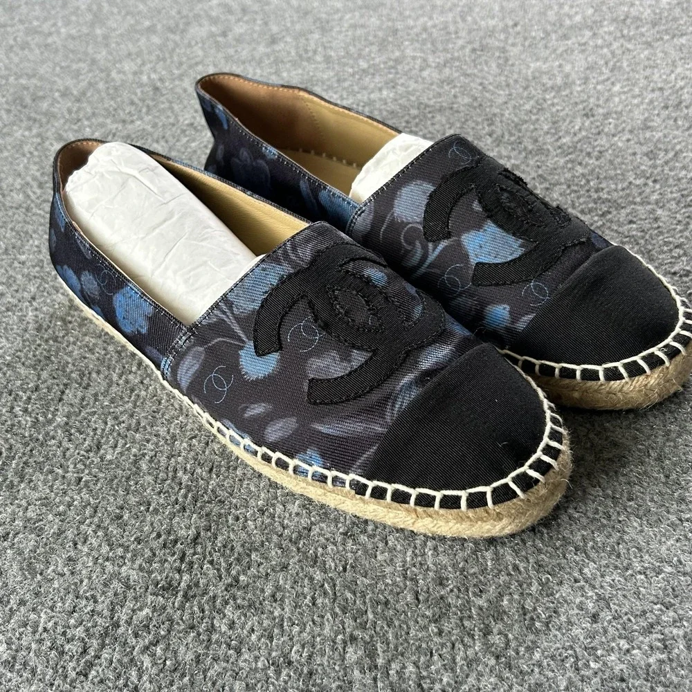 Chanel CC Espadrilles Blue Floral Print Canvas Cap Toe Size 41‎ Spain