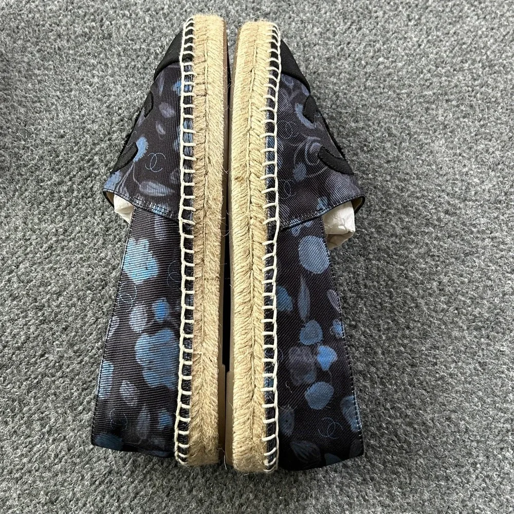 CHANEL authentic cc