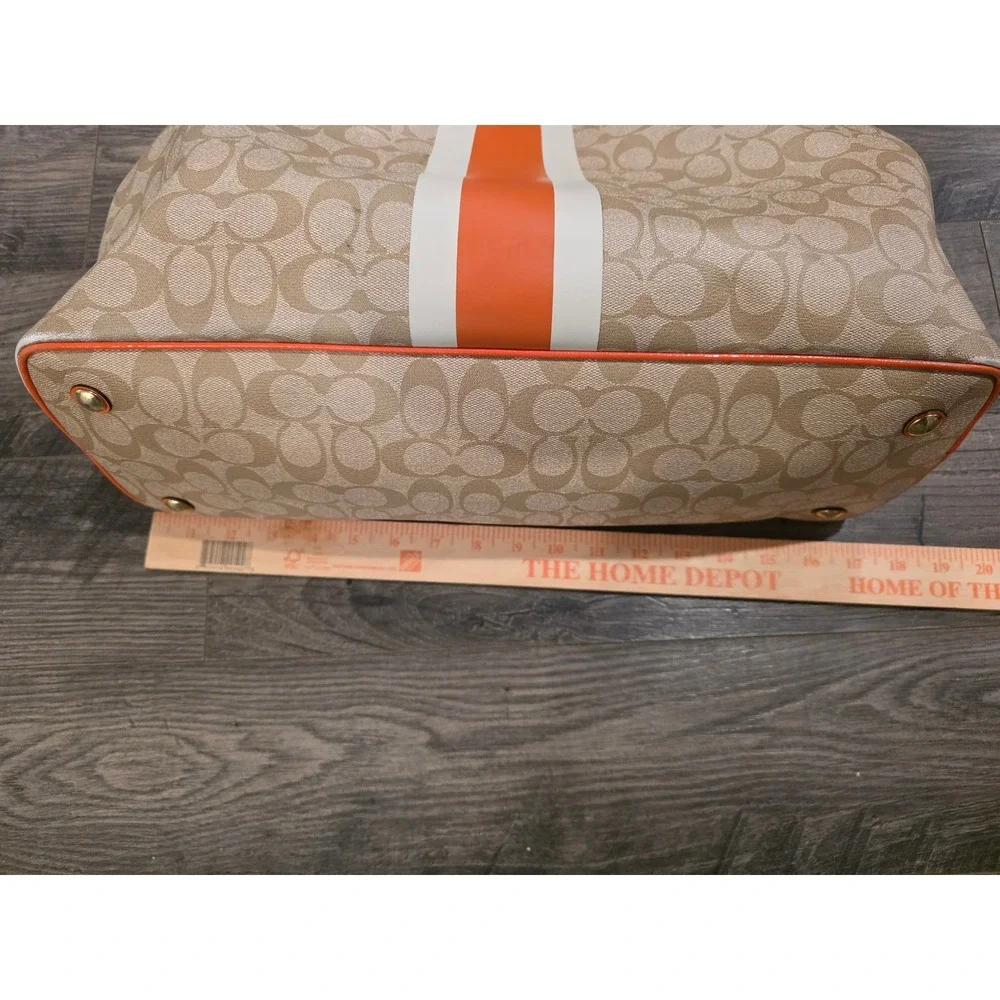 Coach heritage stripe