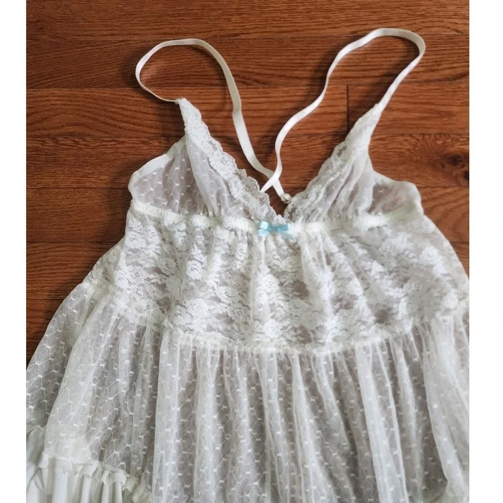 Gilligan & OMalley lightweight white