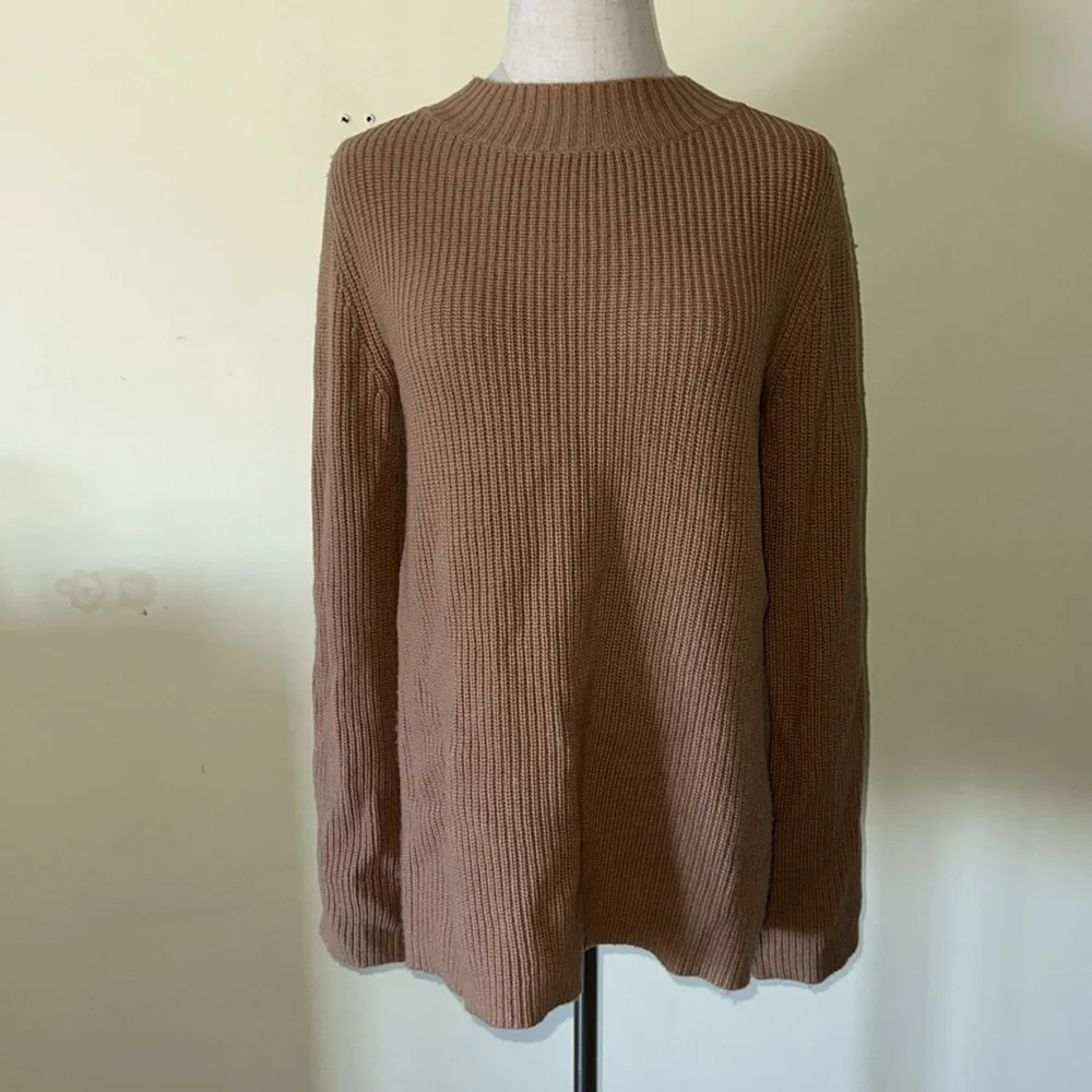 A.L.C. size 30%