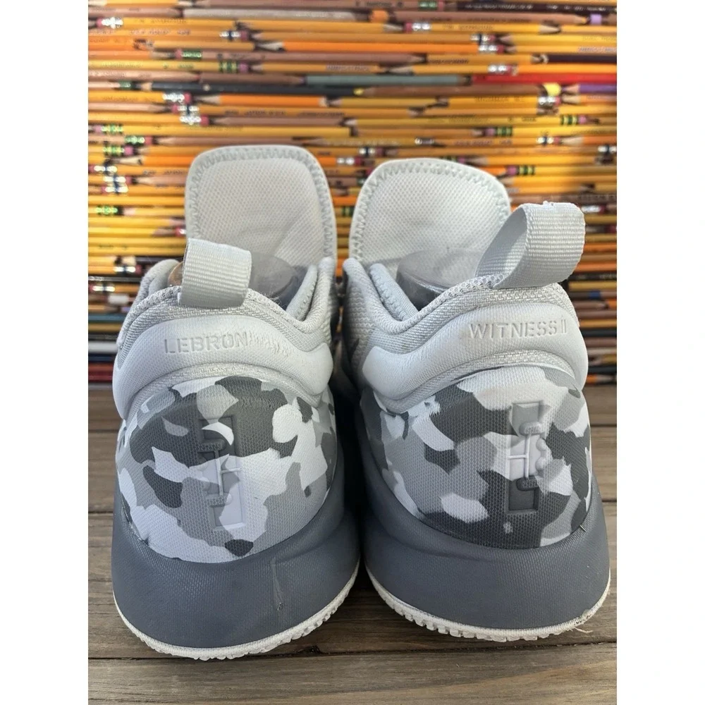 Nike lebron witness