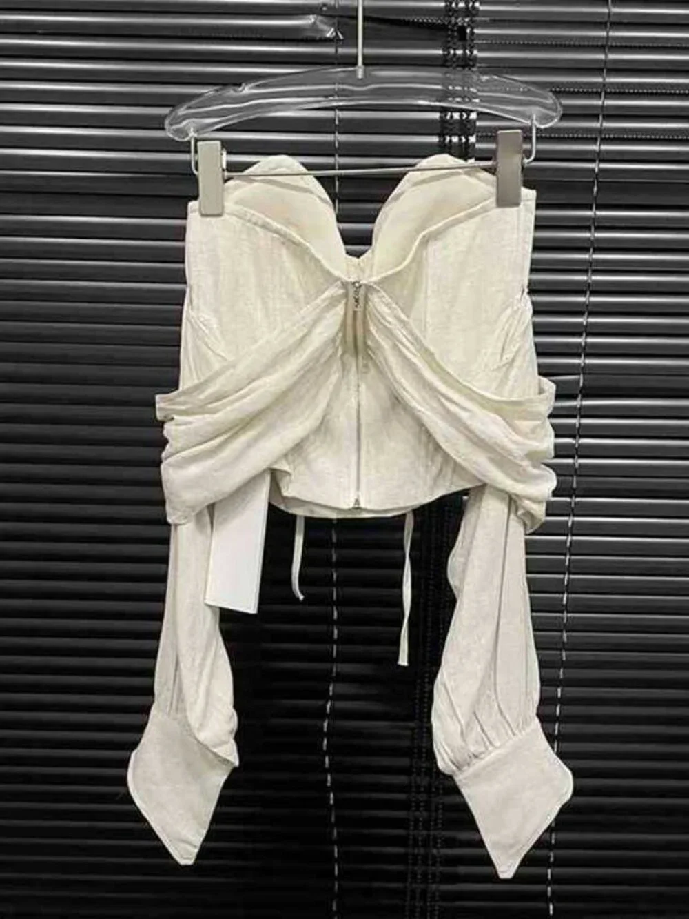 N/A elegant draped