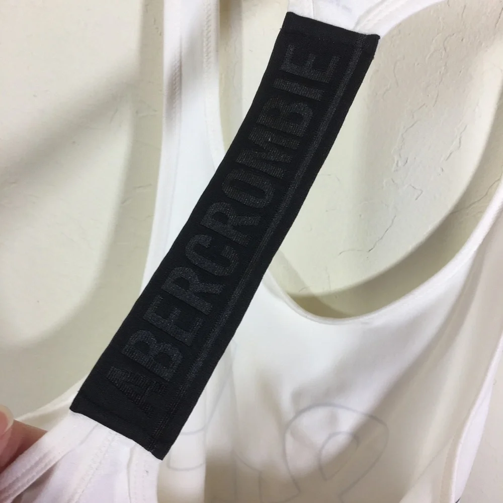 Abercrombie & Fitch a&f spellout