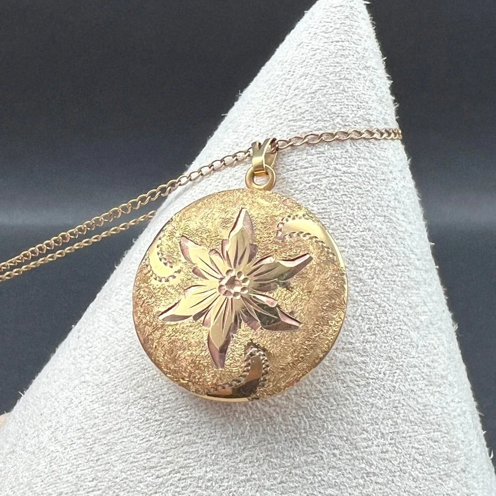 Vintage Locket Necklace Floral‎ Senior Award 12KT Gold Filled Chain Marathon 18