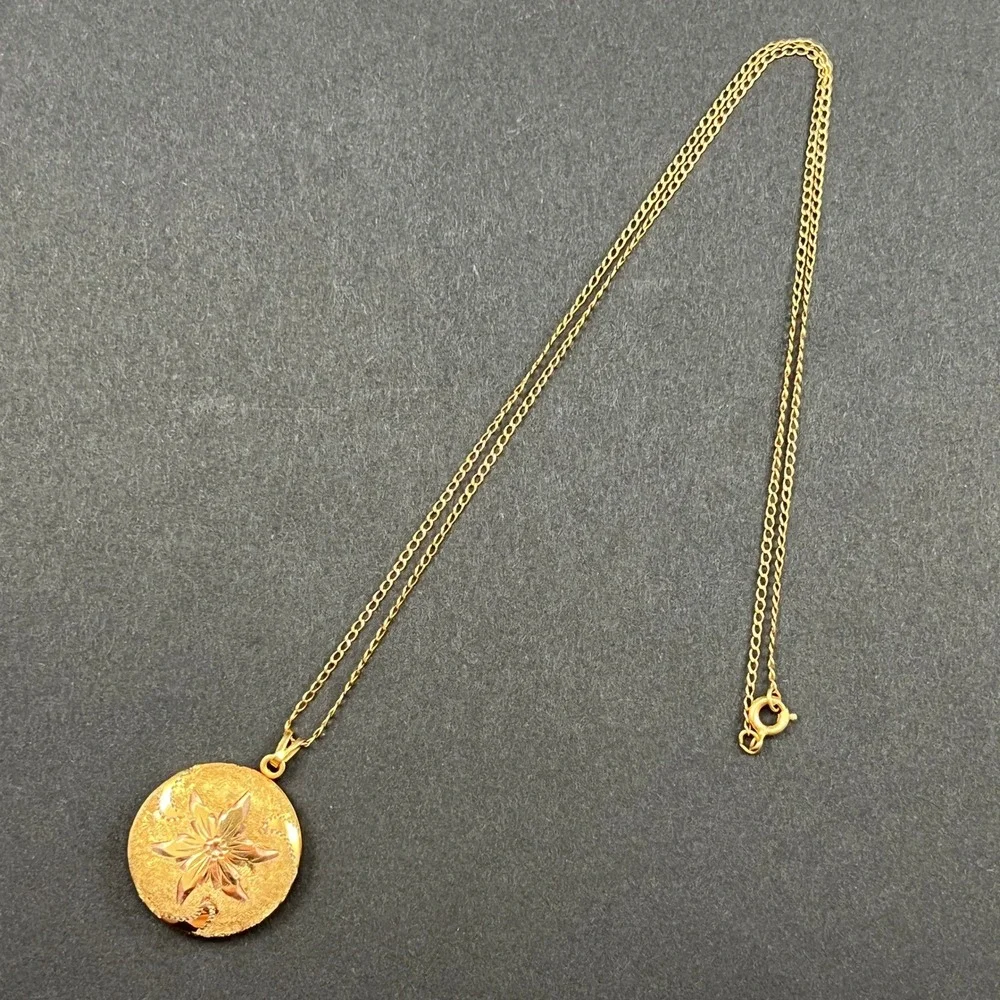 Vintage Locket Necklace Floral‎ Senior Award 12KT Gold Filled Chain Marathon 18