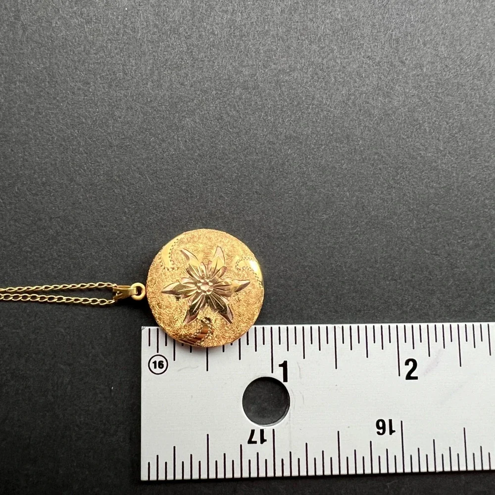 Vintage Locket Necklace Floral‎ Senior Award 12KT Gold Filled Chain Marathon 18