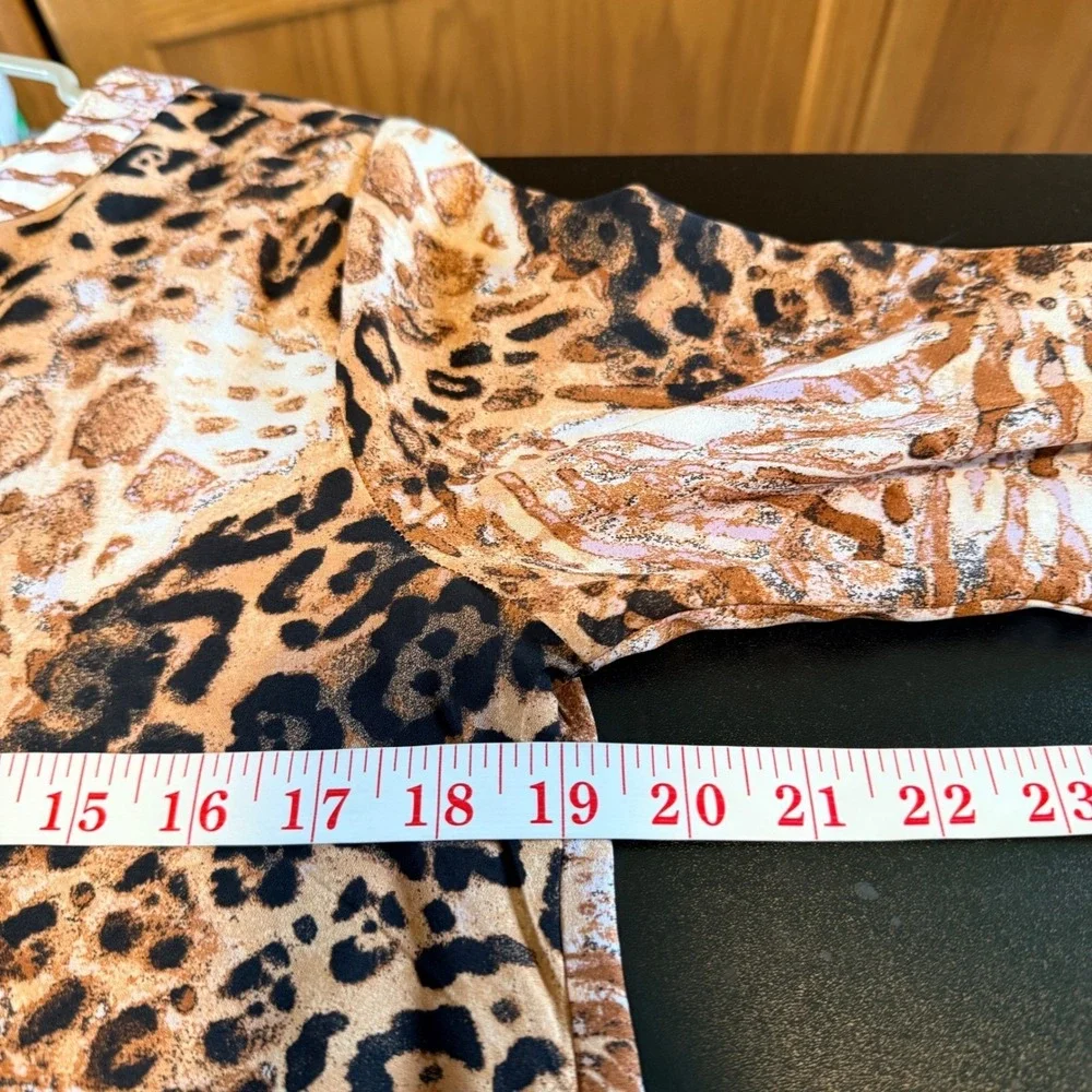 J/M Sportswear fits medium